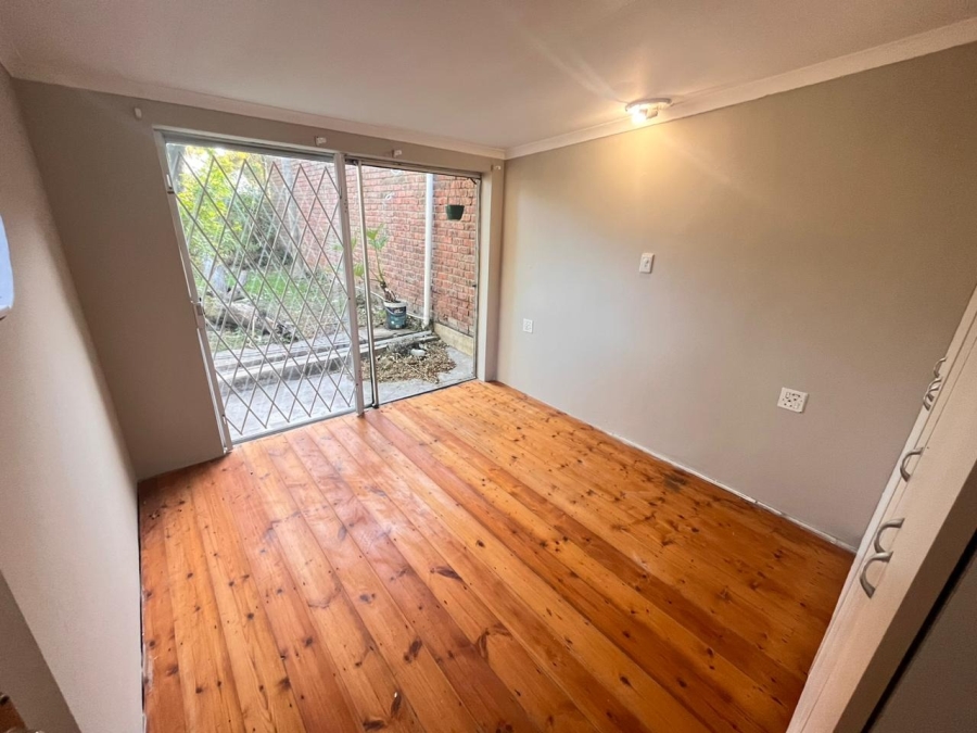 To Let 2 Bedroom Property for Rent in Cambridge Eastern Cape